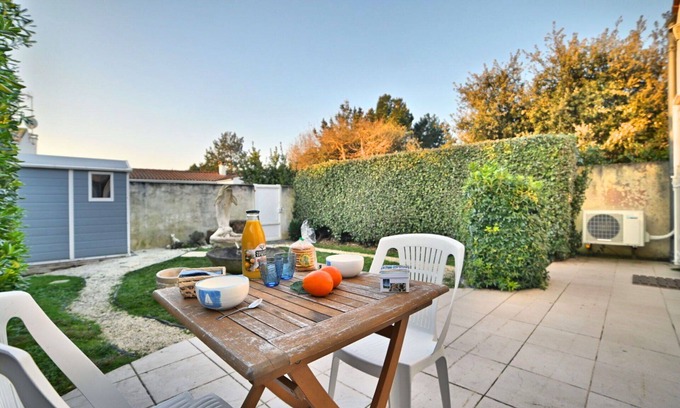La Remigeasse Casa | Preciosa casa de vacaciones privada con WIFI, TV, terraza, mascotas permitida y aparcamiento