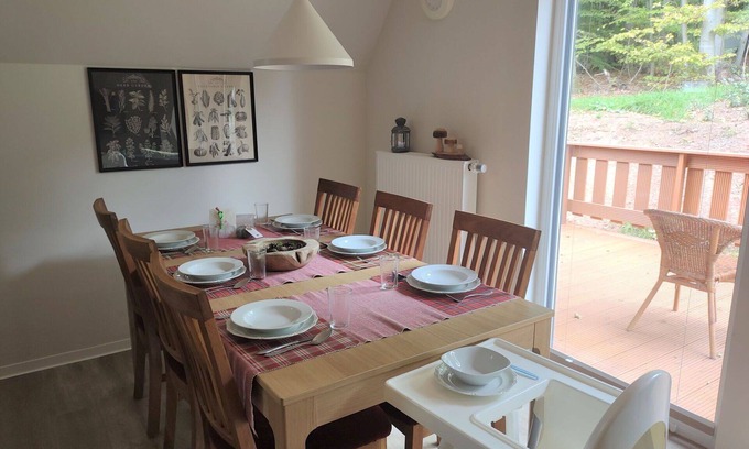 Bad Arolsen Casa | Maravillosa casa de vacaciones privada para 6 personas con WIFI, TV y terraza
