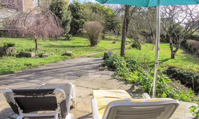 Saint-Suliac Casa | Estupenda casa de vacaciones privada con TV, terraza, mascotas permitida y aparcamiento
