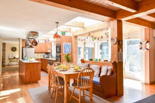 Wellfleet Casa | Beautiful private & spacious great location large outdoor stone patio