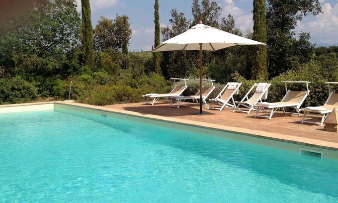Camigliano Villa | Casa de vacaciones privada con WIFI, piscina privada, A/C, TV, vista panorámica, aparcamiento