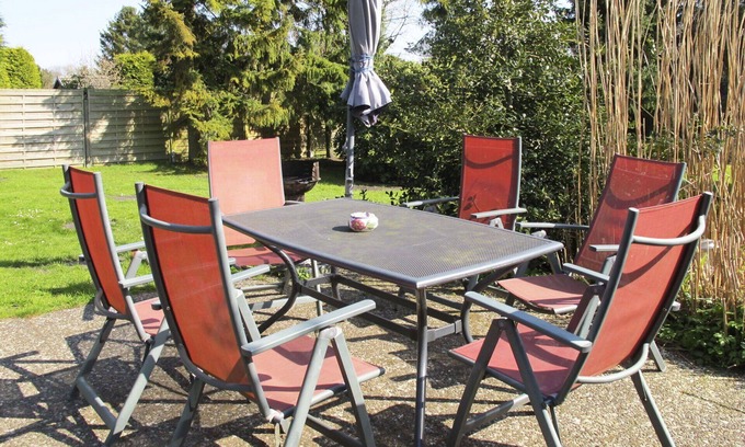 Jevenstedt Casa | Estupenda casa de vacaciones privada para 8 personas con WIFI, TV, terraza y mascotas permitida