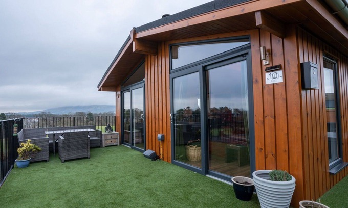 Kinross Casa | Estupenda casa de vacaciones privada para 6 personas con WIFI, TV y balcón