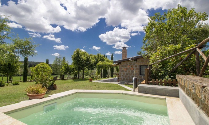 Vetralla Casa | Casa de vacaciones privada con A/C, piscina privada, WIFI, TV, terraza, vista panorámica