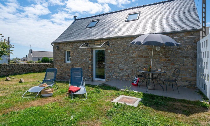 Plogoff Casa | Estupenda casa de vacaciones privada para 4 personas con TV, terraza y mascotas permitida
