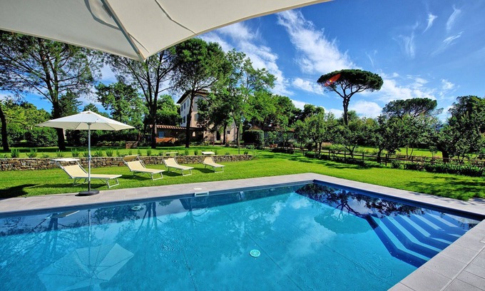 Le Piazze Villa | Casa de vacaciones privada con piscina privada, WIFI, A/C, TV, vista panorámica, cerca de Arezzo
