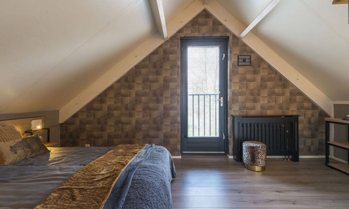 Ewijk Casa | Estupenda casa de vacaciones privada con piscina, jacuzzi, WIFI, TV y mascotas permitida