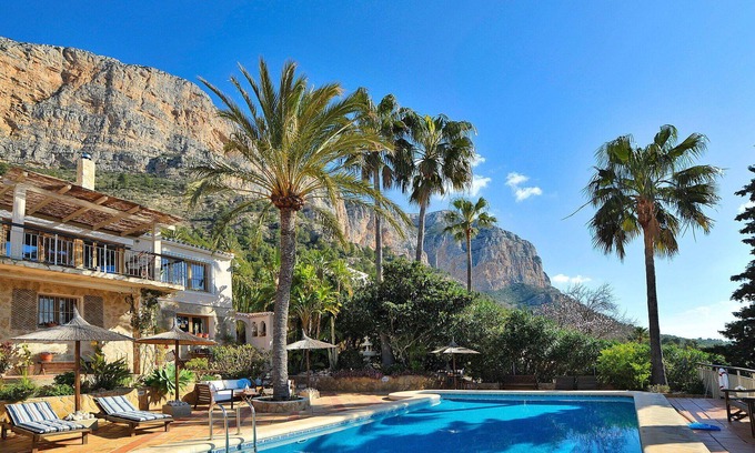Ermita Casa | Casa de vacaciones privada con A/C, WIFI, piscina privada, TV, patio, vista panorámica