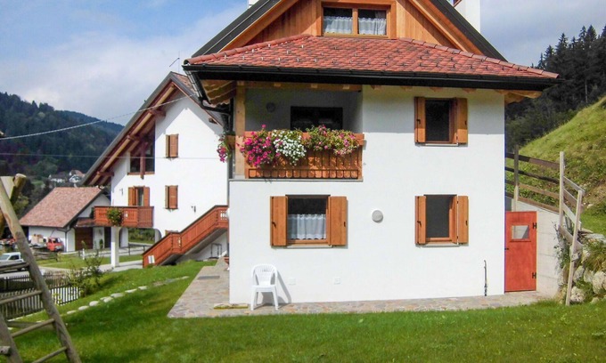 Ovaro Casa | Estupenda casa de vacaciones privada para 4 personas con WIFI, TV, balcón y aparcamiento