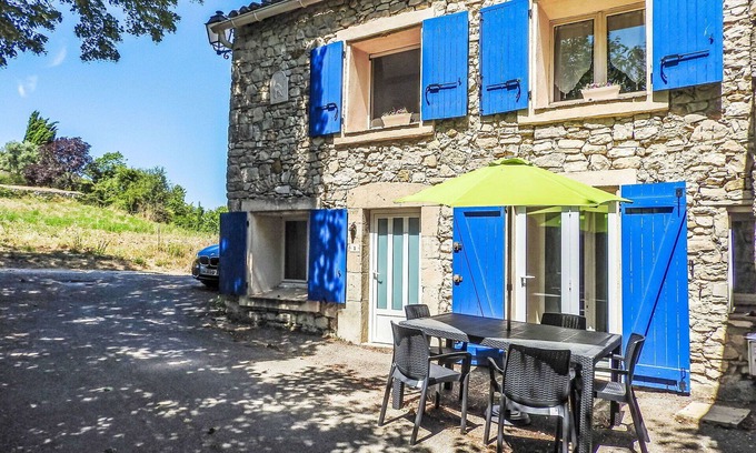 Limans Casa | Maravillosa casa de vacaciones privada con WIFI, TV, terraza, mascotas permitida y aparcamiento