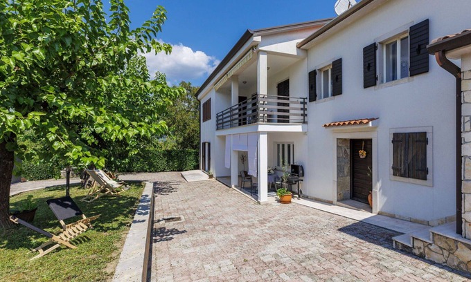 Buzet Casa | Casa de vacaciones privada con WIFI, A/C, piscina privada, TV, terraza, vista panorámica