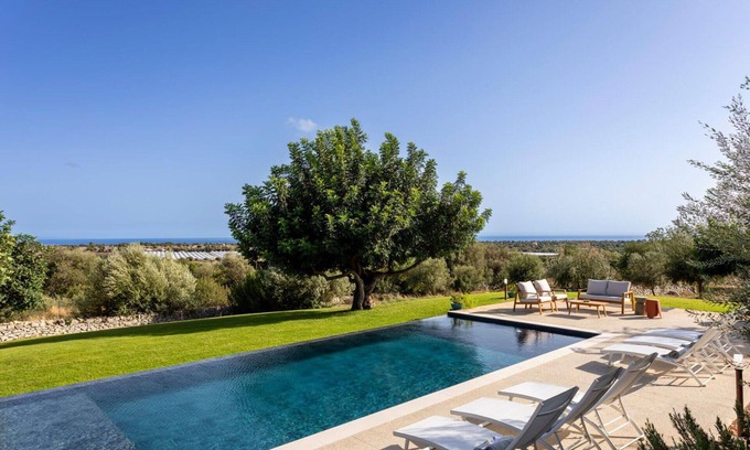 Modica Villa | Preciosa casa de vacaciones privada con WIFI, piscina privada, A/C, TV, terraza, mascotas permitida
