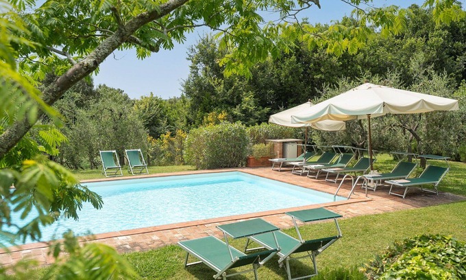Palaia Villa | Casa de vacaciones privada con piscina privada, WIFI, A/C, TV, patio, vista panorámica