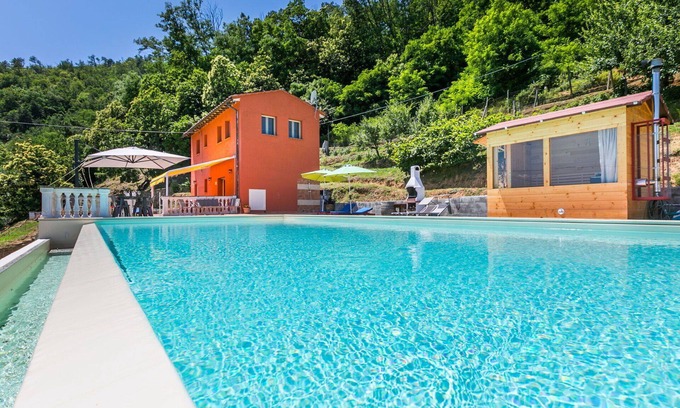 Pescia Villa | Casa de vacaciones privada con piscina privada, A/C, WIFI, TV, vista panorámica, aparcamiento