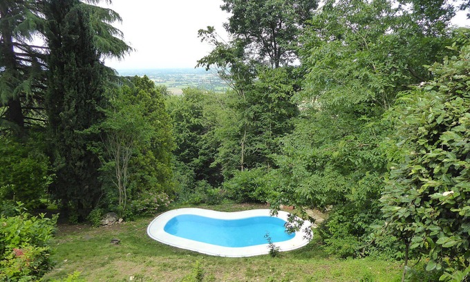 Teolo Villa | Casa de vacaciones privada con piscina privada, A/C, WIFI, jacuzzi, patio, cerca de Padua