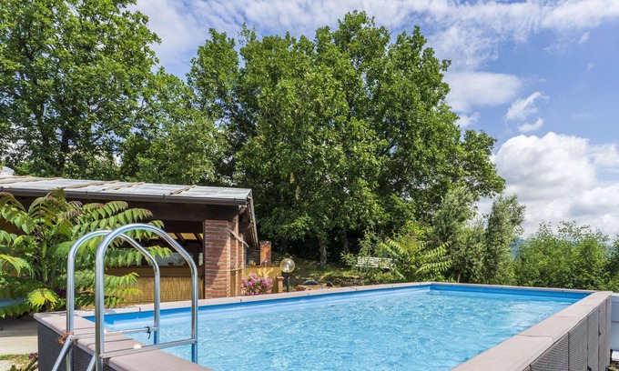 Uzzano Villa | Estupenda casa de vacaciones privada para 5 personas con WIFI, piscina privada y mascotas permitida