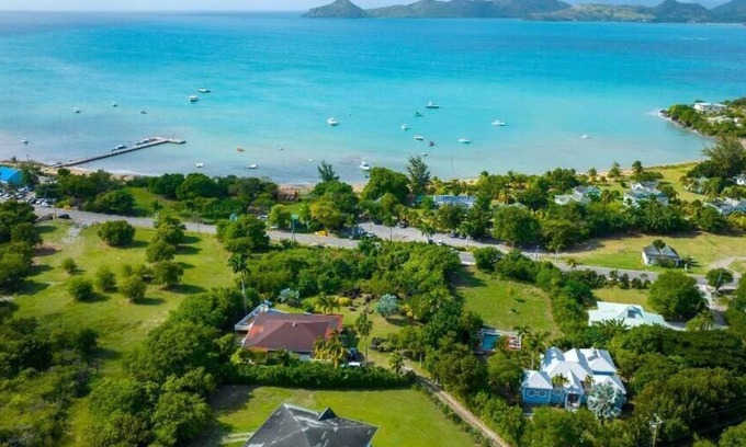 Oualie Bay Villa | Beautiful Private Villa w large pool. Steps away from Oualie beach!