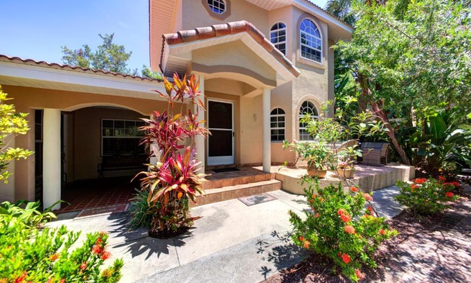 Siesta Key Villa | Beautiful property on Siesta Key