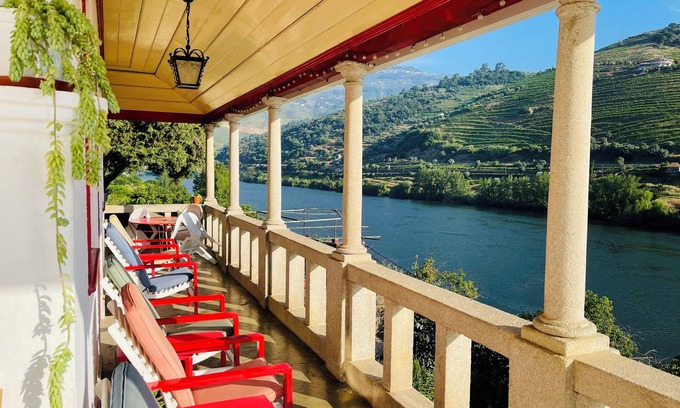 Lamego Casa | Beautiful Quinta on the Douro River