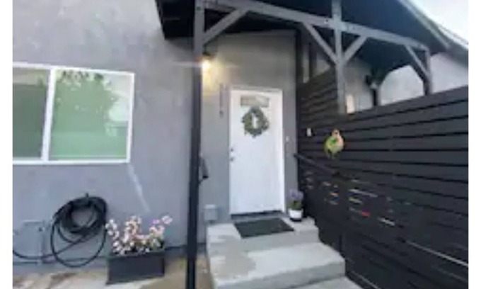 Stockton Casa | Beautiful remodeled 2 bedroom - patio - bbq