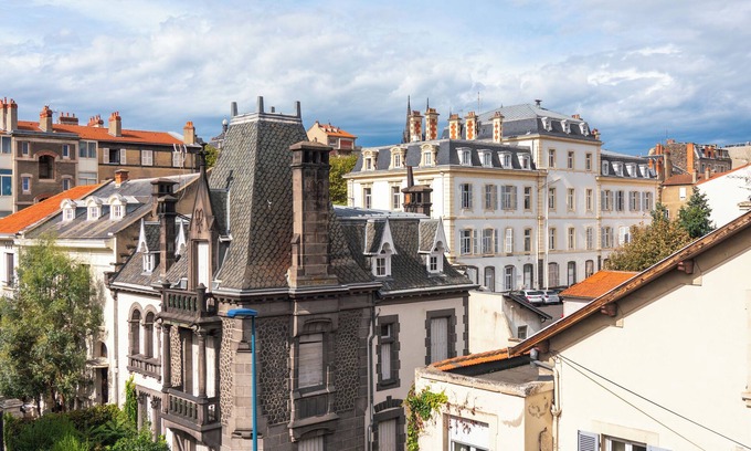 Sablon - Trudaine Apartamento | Beautiful renovated old apartment with 2 bedrooms 85M2 downtown Sablon Lecoq