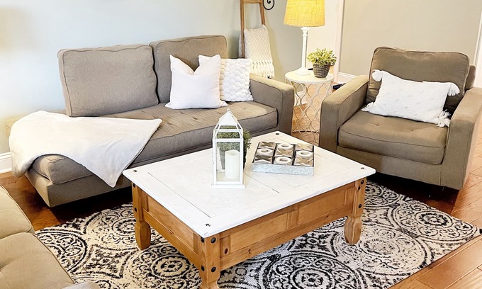 Pinehurst Condominio | Hermoso renovado, 2BR, 2BA Condo, PISCINA GRATUITA, Netflix, Cable, Wifi
