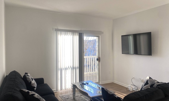 Duluth Apartamento | Beautiful rental unit just north of Atlanta. Very spacious, free parking