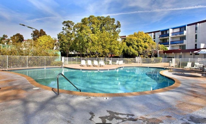 Point Loma Heights Condominio | Beautiful Resort Style Near The Beach!