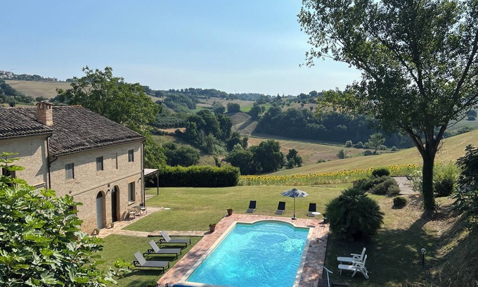 Petriolo Villa | Hermosa villa restaurada con magníficas Vistas