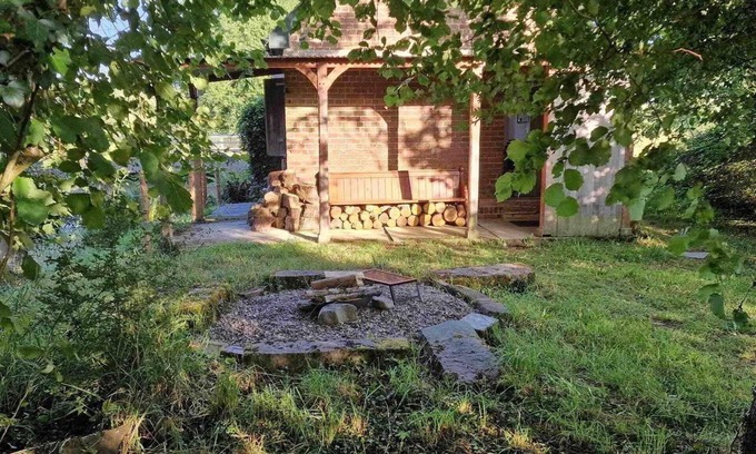 Builth Wells Cabina | Beautiful Riverside Lodge in Newbridge on Wye