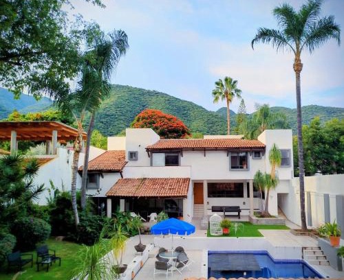Ajijic Apartamento | Beautiful Rooms at Villa La Floresta