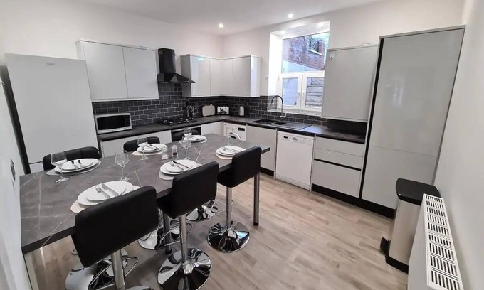 Ventnor Apartamento | Beautiful Seaside Apartment With Parking