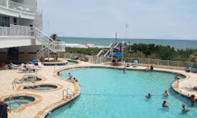 The Dunes Condominio | Beautiful SeaWatch Ocean Front Resort! Most desirable place at Myrtle Beach!