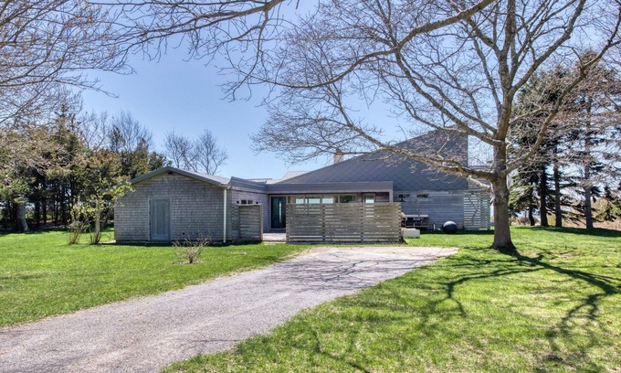 Shorewood Casa | Beautiful Shelter Island/Hamptons Beach House Monthly Rental