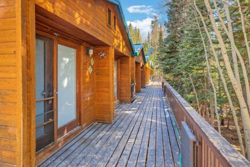 Beaver Apartamento | Beautiful Ski-in Ski-out Condo Located On The Eagle Point Resort! condo