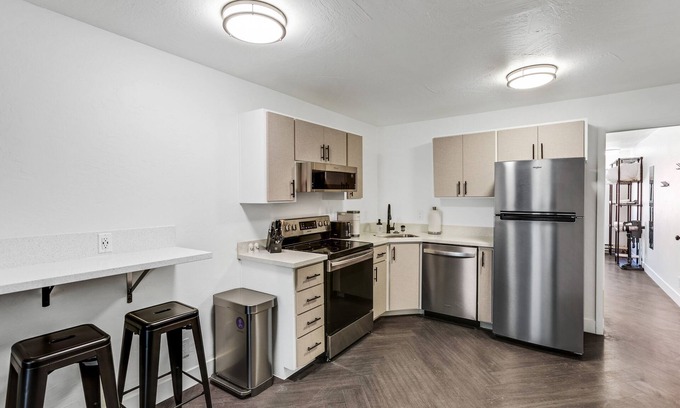 Beaver Condominio | Beautiful Ski-in/Ski-out Condo Located On The Eagle Point Resort! by RedAwning
