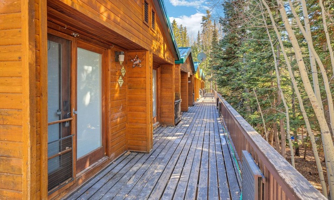 Beaver Condominio | Beautiful Ski-in/Ski-out Condo Located On The Eagle Point Resort! by RedAwning