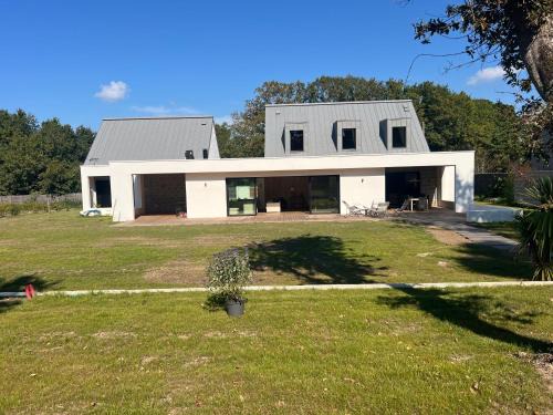 Mesquer Villa | Beautiful south-facing architect's house!