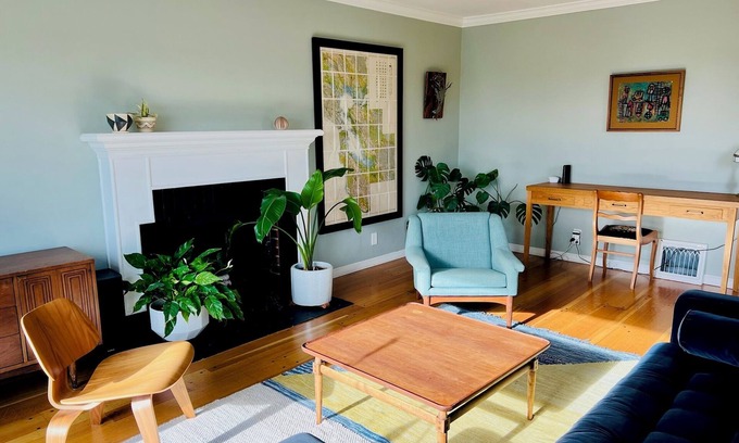 East Richmond Casa | Beautiful & spacious 3bd / 2 bath with Bay views close to park and BART