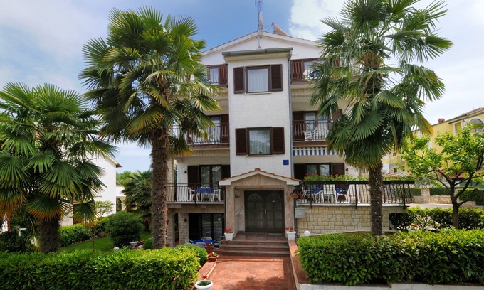 Spadici Apartamento | Beautiful spacious apartment (No. 5) with 2 bedrooms 300m from the beach