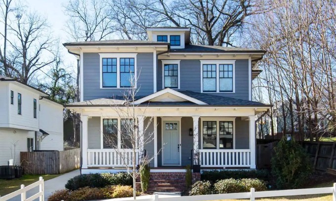 Kirkwood Casa | New Classy & Spacious Home in Downtown Atlanta