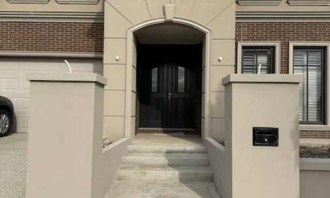 Werribee Casa | Beautiful spacious home for family and friends!