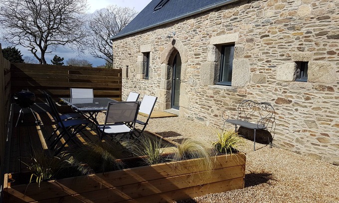 Tredrez-Locquemeau Casa | Hermosa casa de piedra completamente renovada