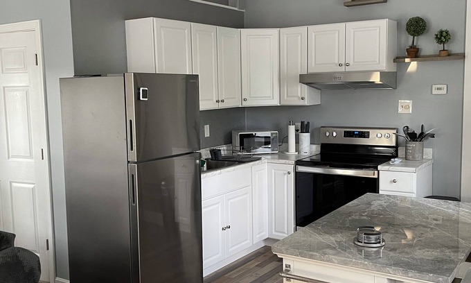 Northampton Apartamento | Beautiful studio apartment close to downtown Northampton!