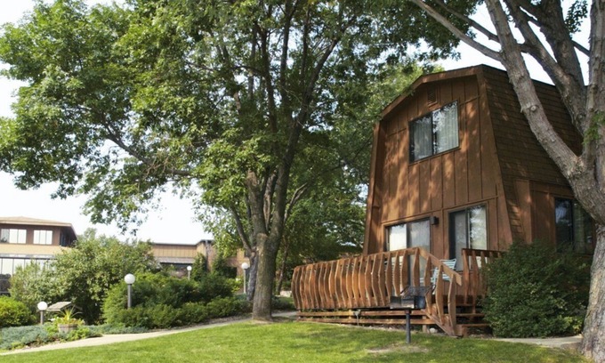 Spirit Lake Apartamento | Beautiful studio unit at resort, sleeps 2