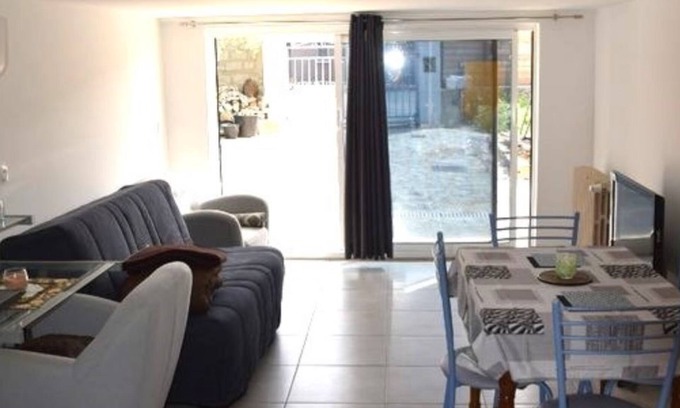Courthezon Apartamento | Beautiful T2 apartment