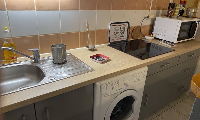 Lamalou-les-Bains Apartamento | Beautiful T3 50 m², new furnished Air-conditioned