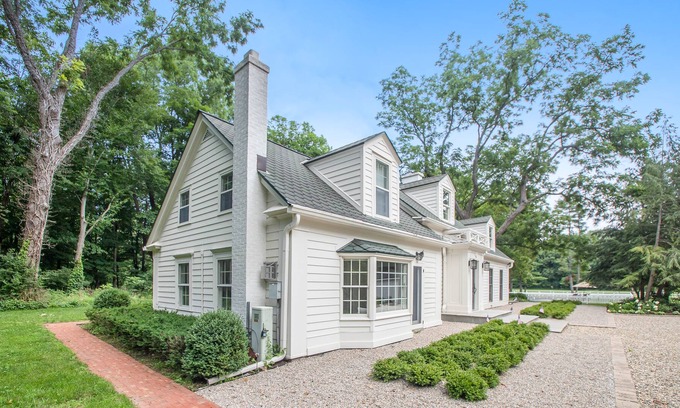 Three Oaks Casa | Beautiful Three Oaks Home with WiFi, Yard, Patio, Firepit, & Private Pool