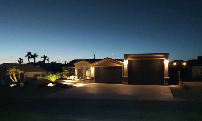 Lake Havasu City Casa | Hermoso de tres dormitorios y dos baños Casa a dos cuadras del Agua
