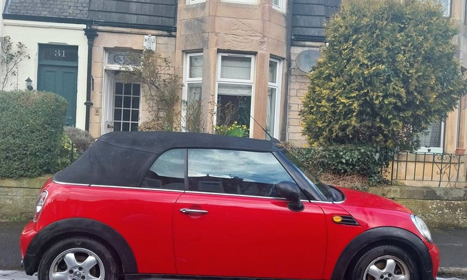Glasgow Casa | Beautiful town house in Old Cathcart village only 15 minutes from city centre.